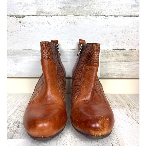 L’Artiste Womens 39 Brown Leather Dramatic Floral Appliqué Boho Ankle Booties - Picture 4 of 7